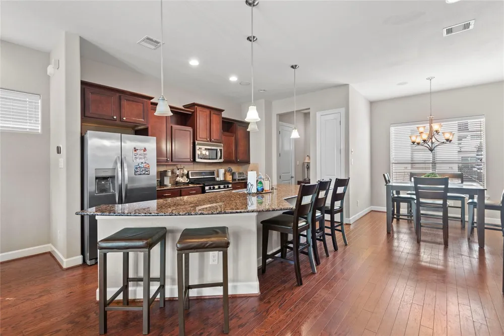 2818 Polk Street Houston, TX 77003