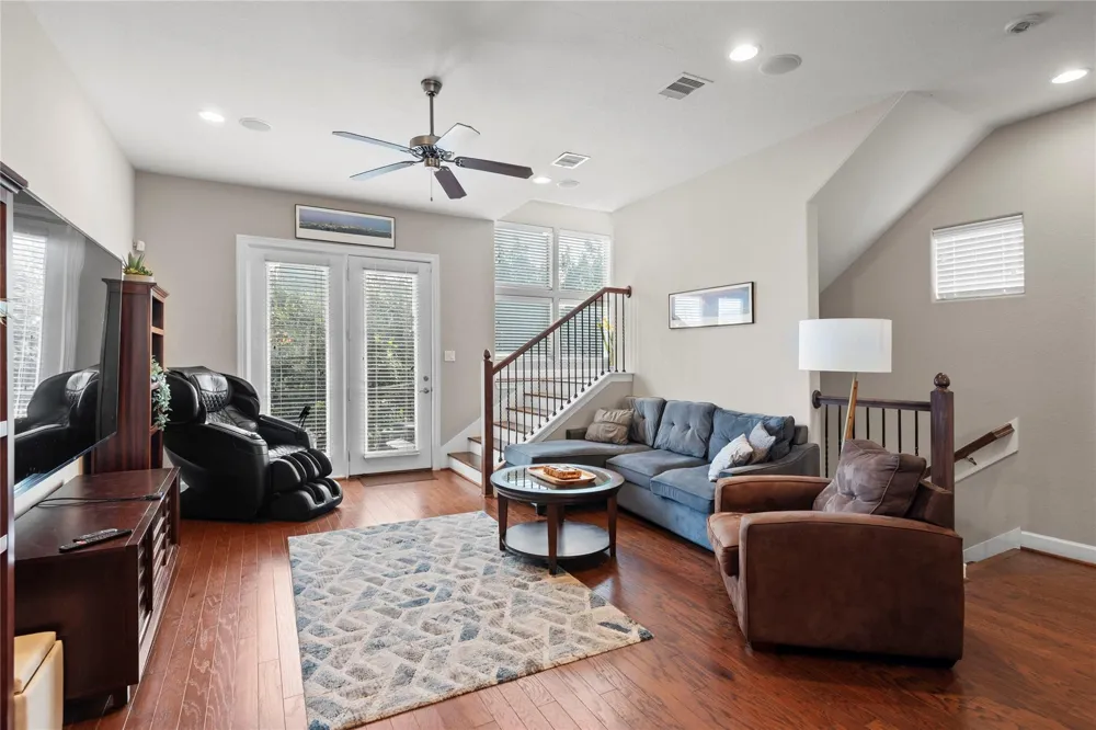 2818 Polk Street Houston, TX 77003