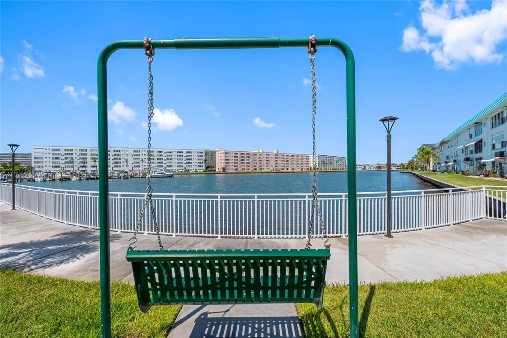 5940 30TH AVENUE S #301 Gulfport, FL 33707