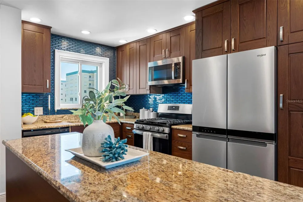 5940 30TH AVENUE S #301 Gulfport, FL 33707