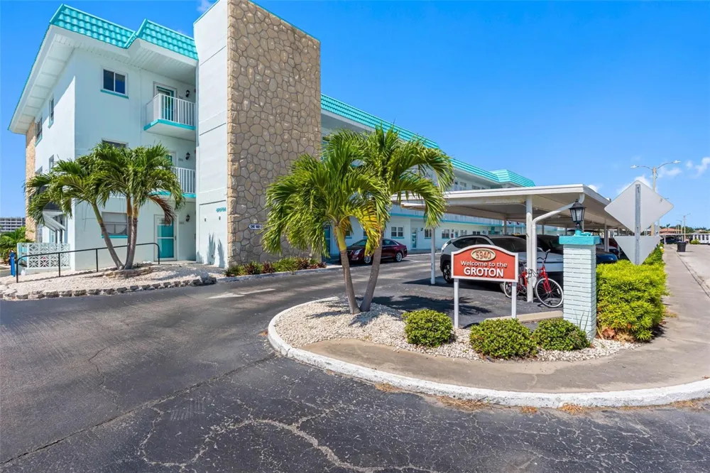 5940 30TH AVENUE S #301 Gulfport, FL 33707