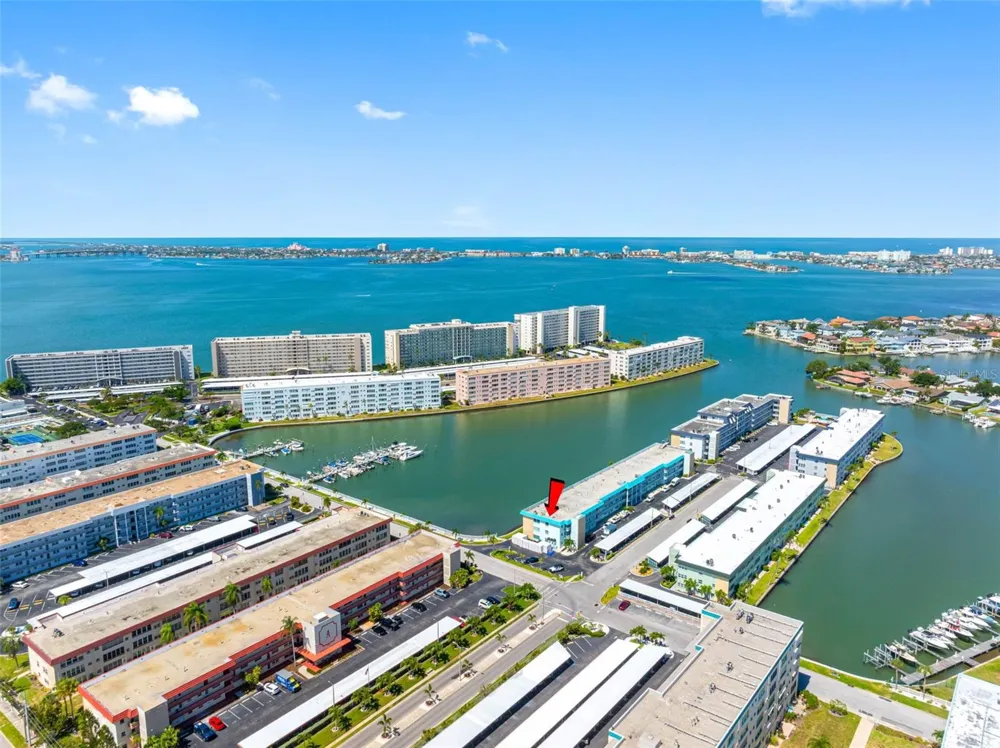 5940 30TH AVENUE S #301 Gulfport, FL 33707