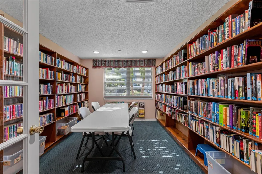 5940 30TH AVENUE S #301 Gulfport, FL 33707