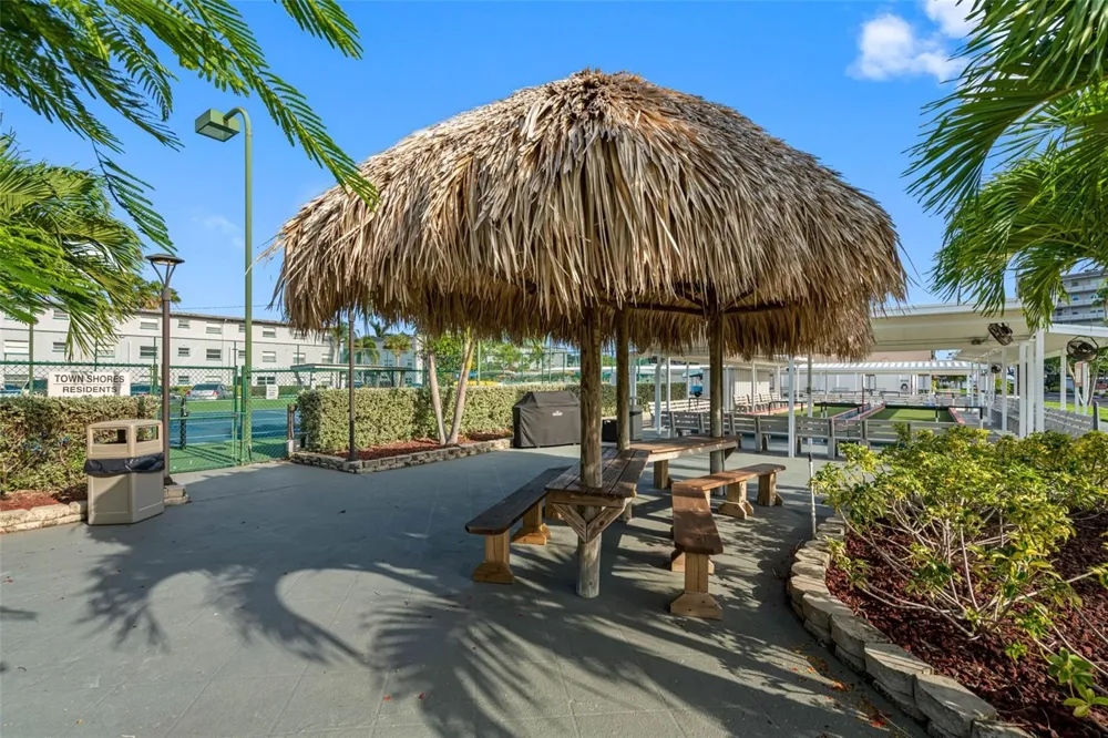 5940 30TH AVENUE S #301 Gulfport, FL 33707