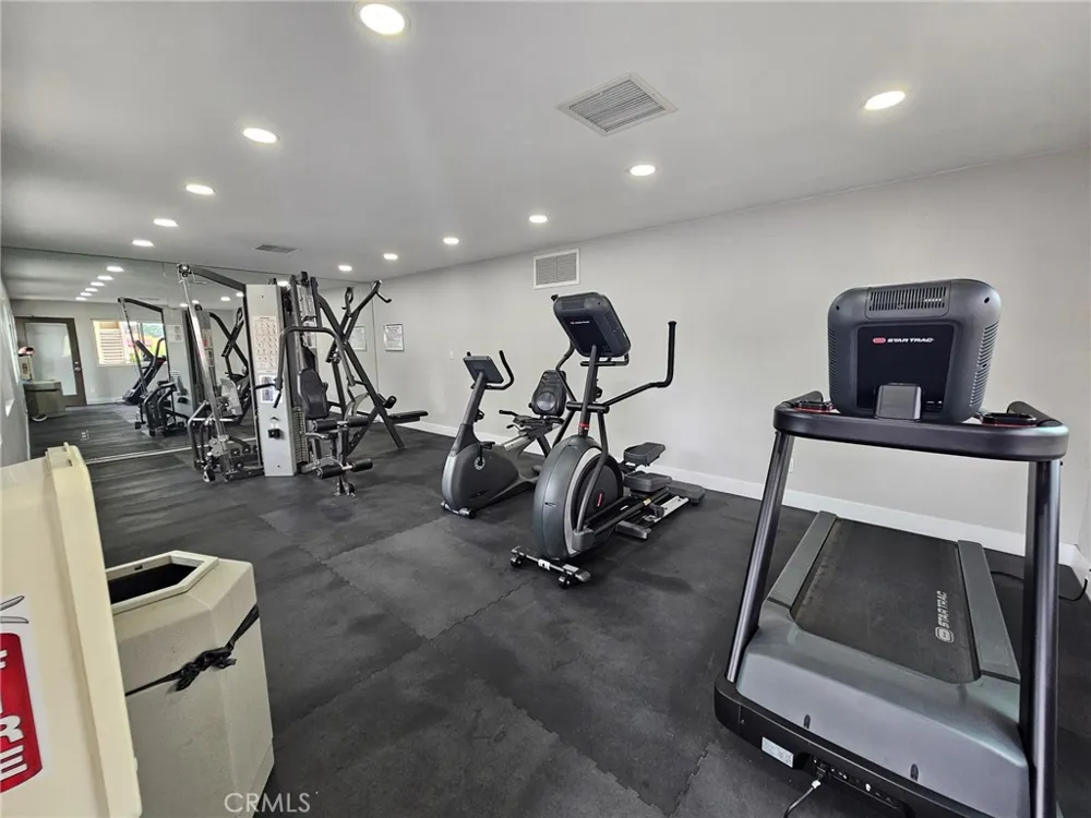 5025 Los Morros Way #48 Oceanside, CA 92057