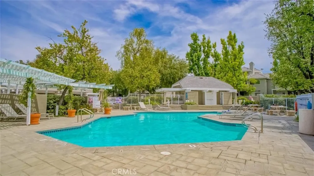23971 Arroyo Park #82 Valencia, CA 91355