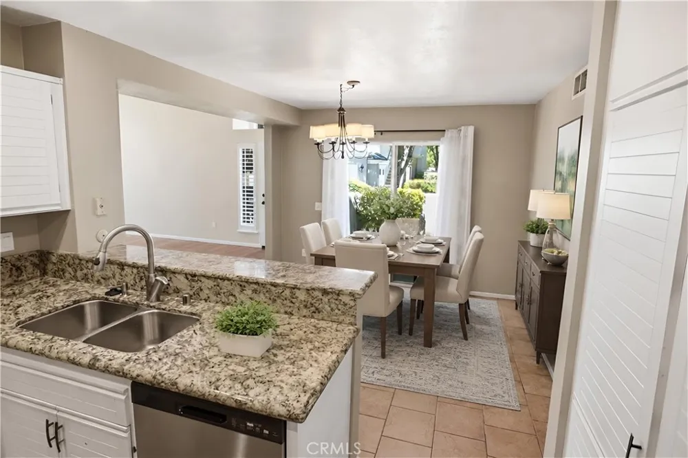 23971 Arroyo Park #82 Valencia, CA 91355