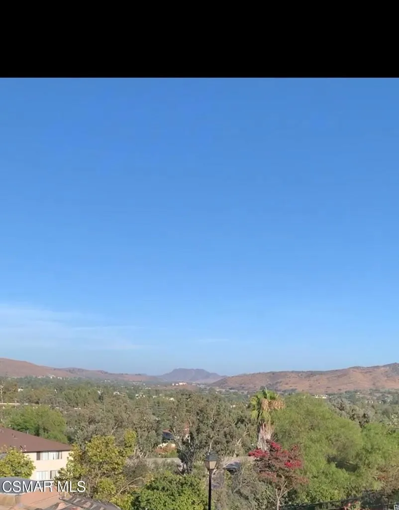 825 Warwick Avenue Thousand Oaks, CA 91360