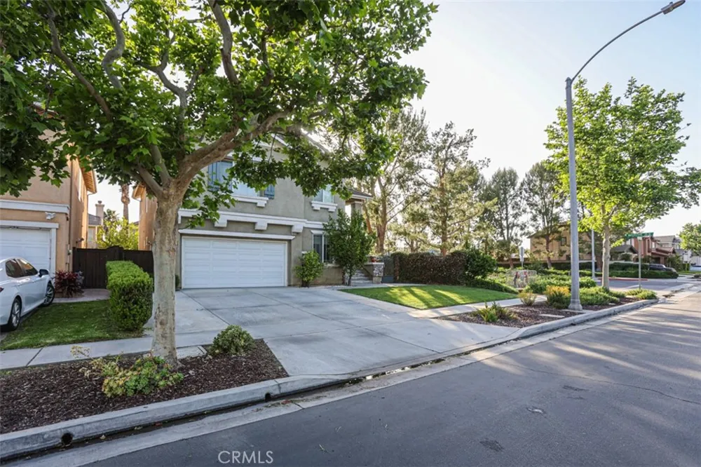4696 Parkscape Riverside, CA 92505