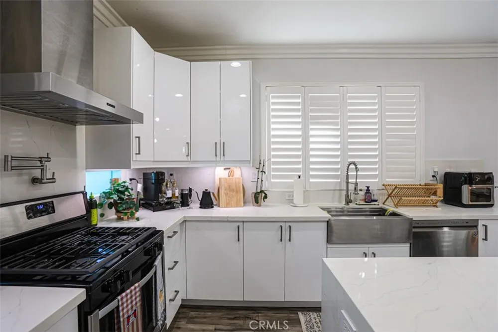 4696 Parkscape Riverside, CA 92505