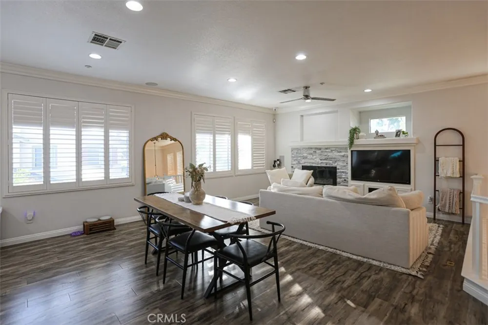4696 Parkscape Riverside, CA 92505