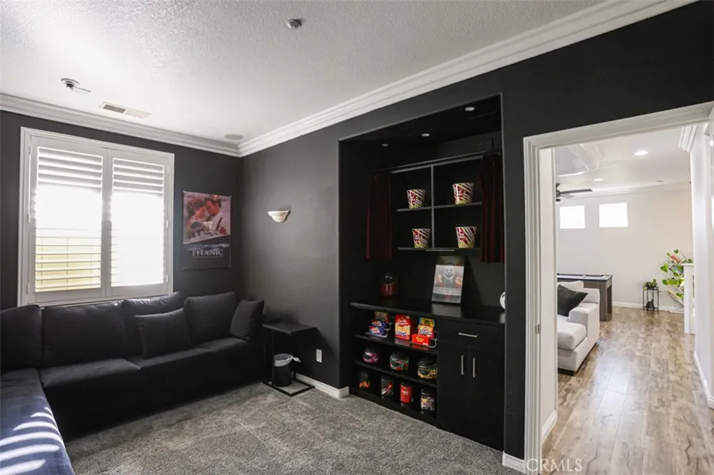 4696 Parkscape Riverside, CA 92505