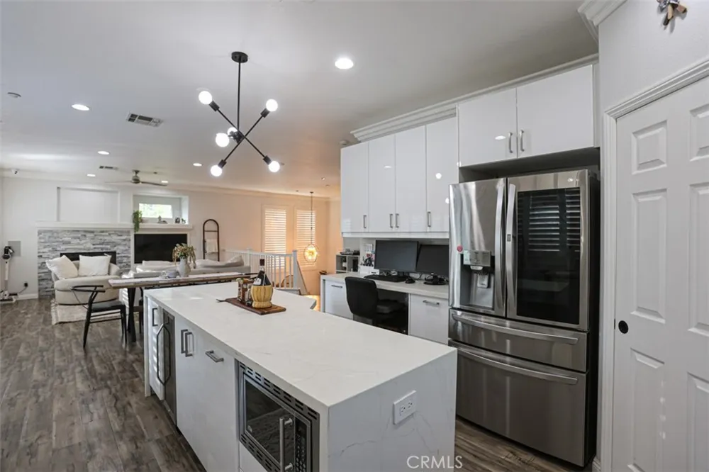 4696 Parkscape Riverside, CA 92505