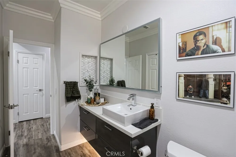 4696 Parkscape Riverside, CA 92505