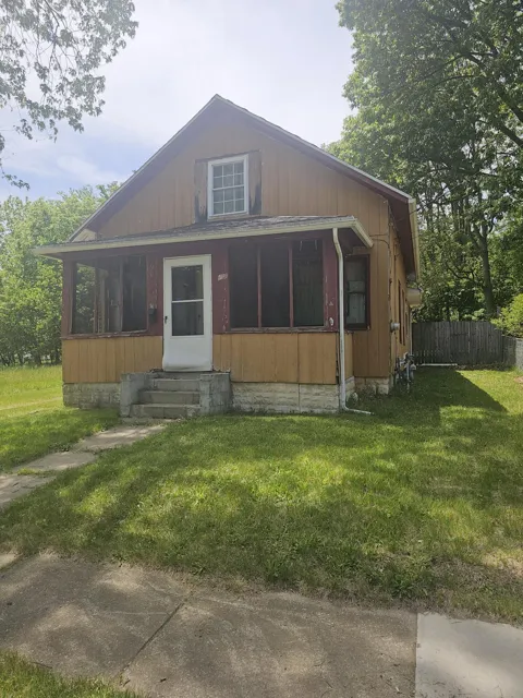 907 Albion Street
