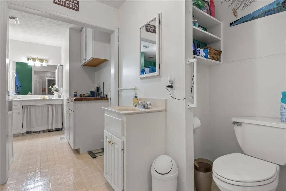 2035 Skyview Dr Centerville, TN 37033