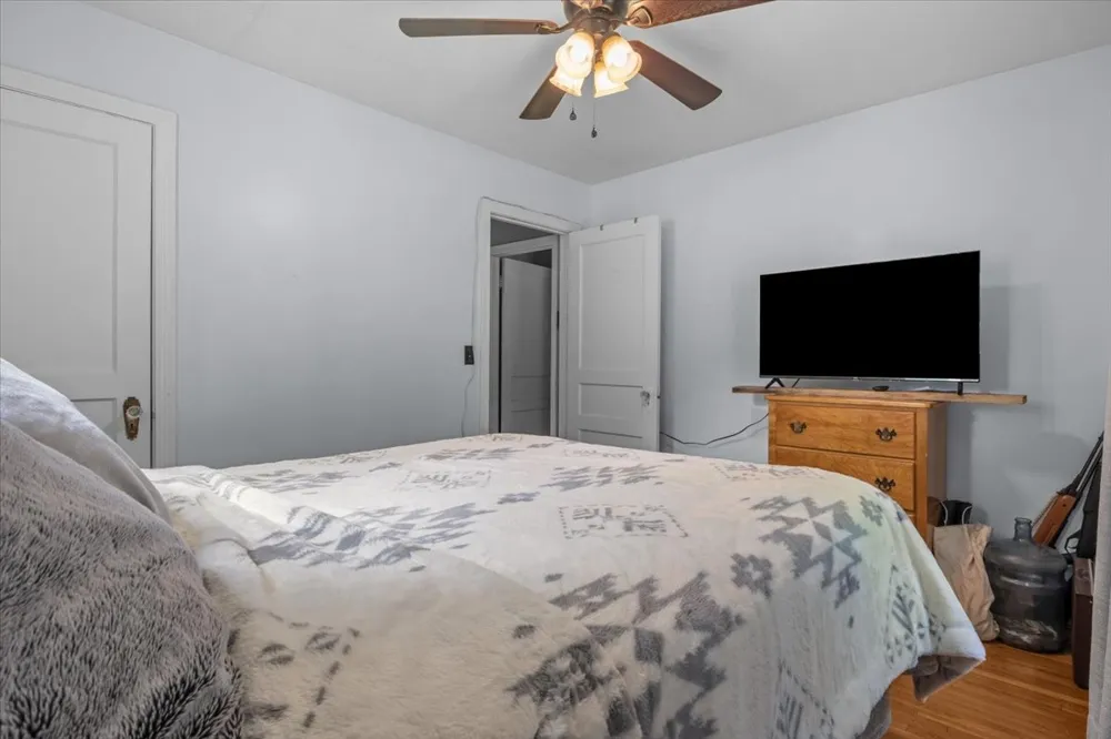 2035 Skyview Dr Centerville, TN 37033