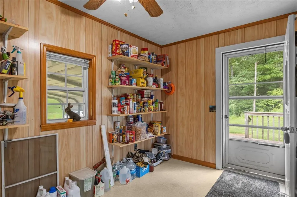 2035 Skyview Dr Centerville, TN 37033