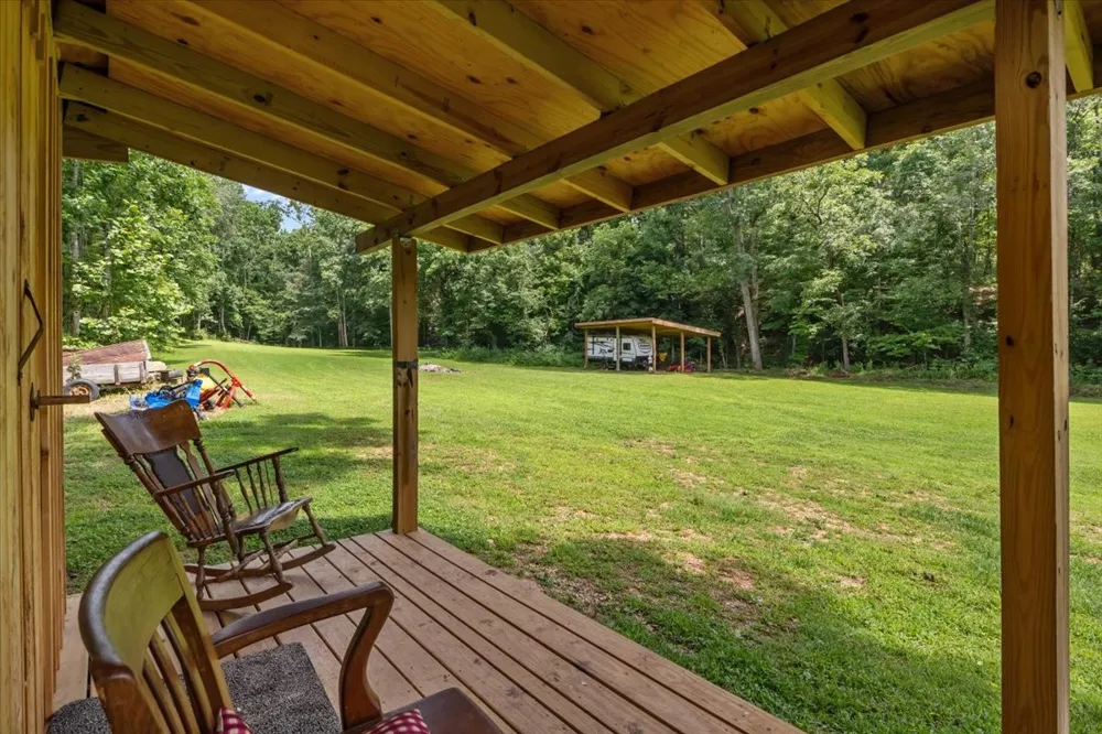 2035 Skyview Dr Centerville, TN 37033