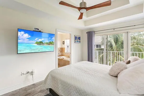 2725 NE 8th Avenue #118 Wilton Manors, FL 33334