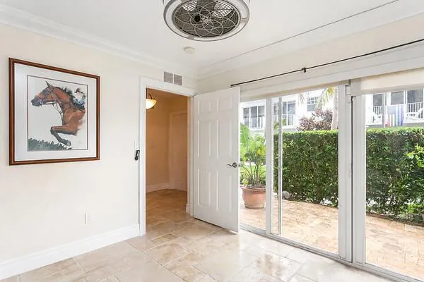 2725 NE 8th Avenue #118 Wilton Manors, FL 33334