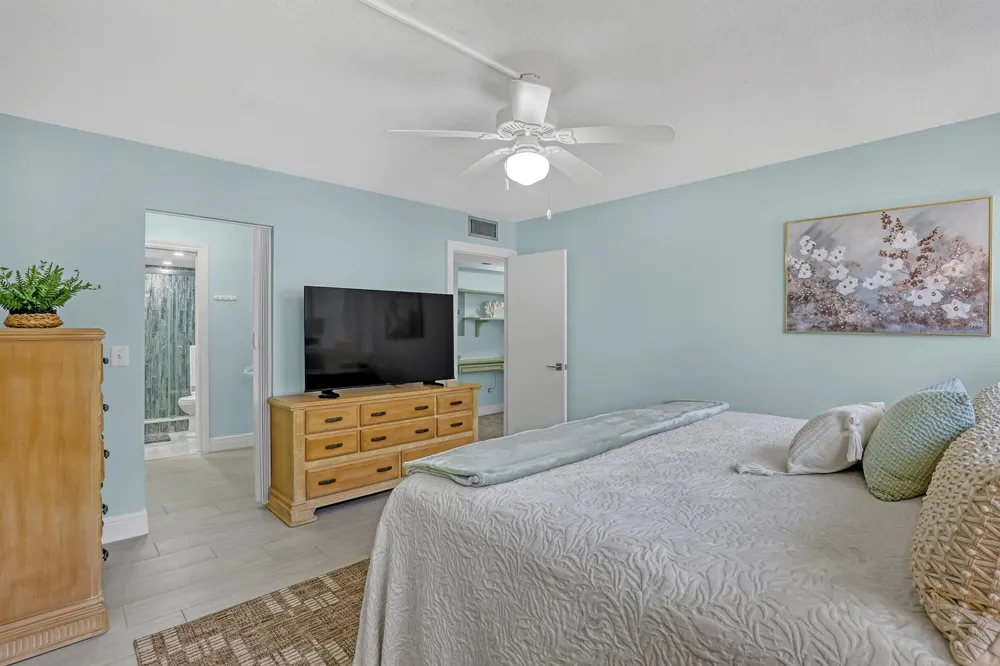 125 S Ocean Avenue #505 Palm Beach Shores, FL 33404