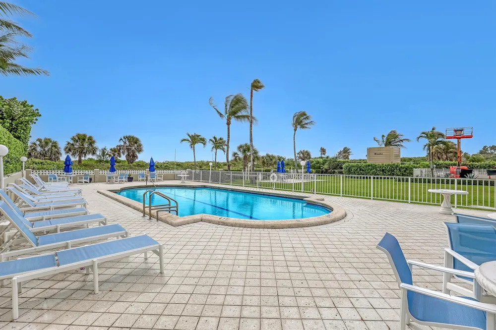 125 S Ocean Avenue #505 Palm Beach Shores, FL 33404
