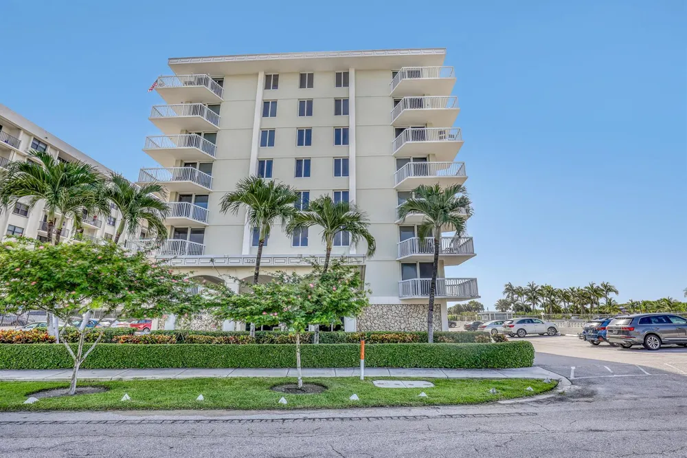 125 S Ocean Avenue #505 Palm Beach Shores, FL 33404