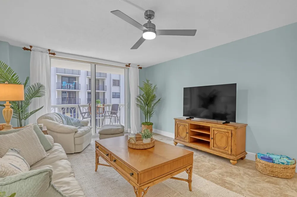 125 S Ocean Avenue #505 Palm Beach Shores, FL 33404