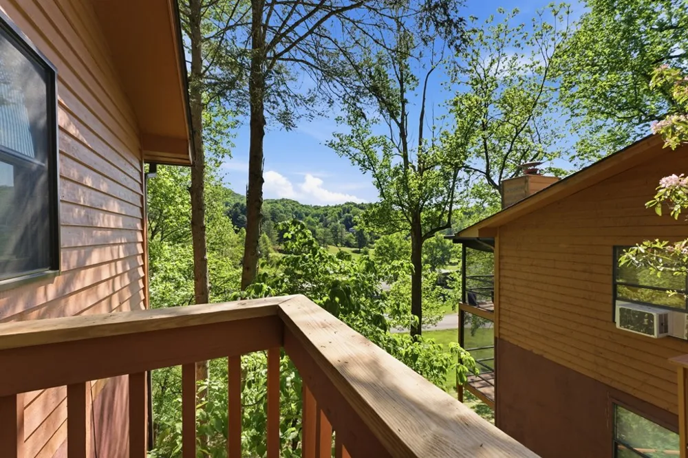 Golf Vista Drive Franklin, NC 28734