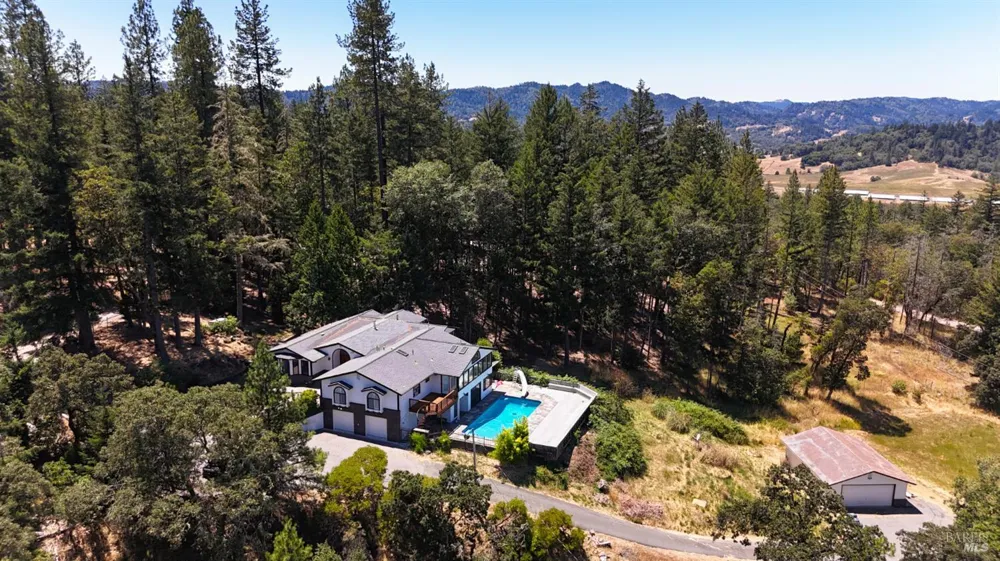 16990 Old Boy Scout Road Willits, CA 95490