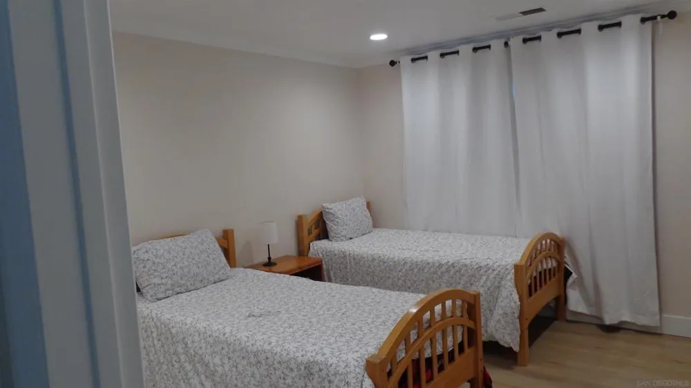 3730 Silverleaf Ln. Vista, CA 92084