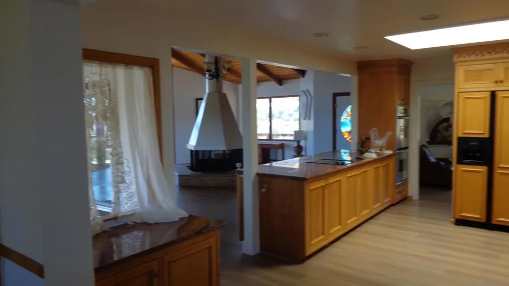 3730 Silverleaf Ln. Vista, CA 92084