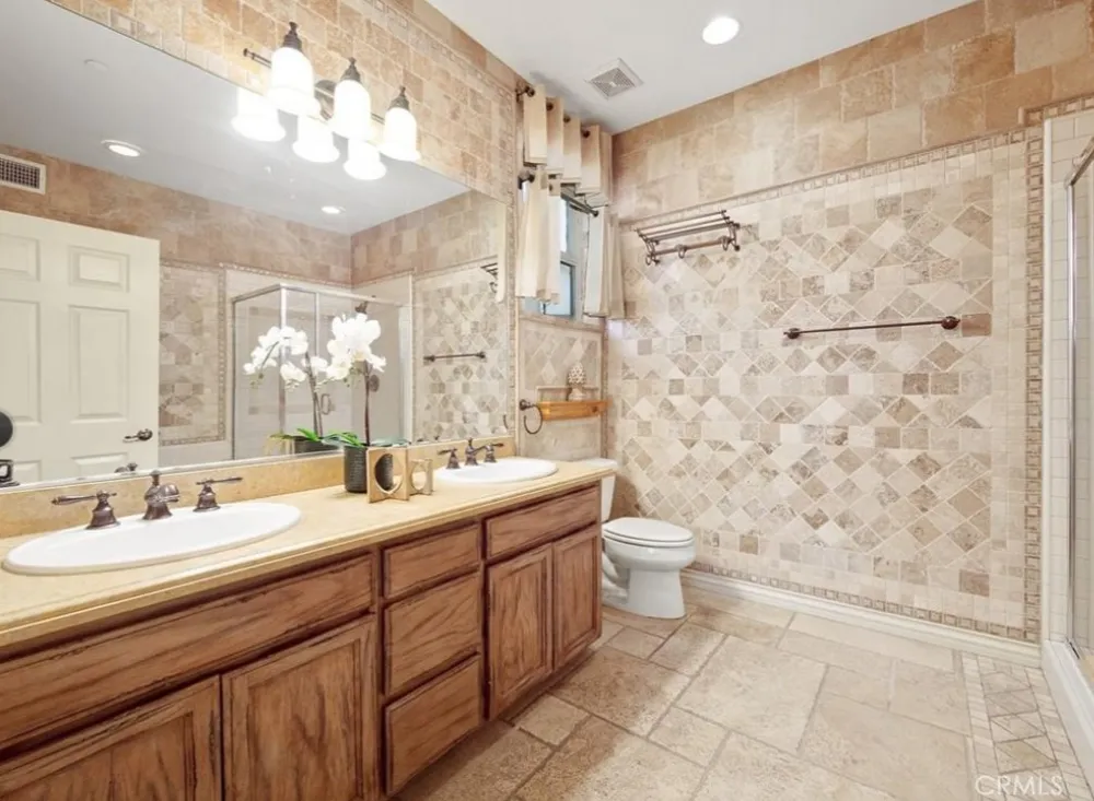 12067 Guerin Street #305 Studio City, CA 91604