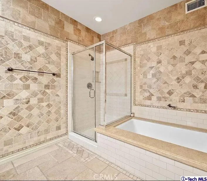 12067 Guerin Street #305 Studio City, CA 91604