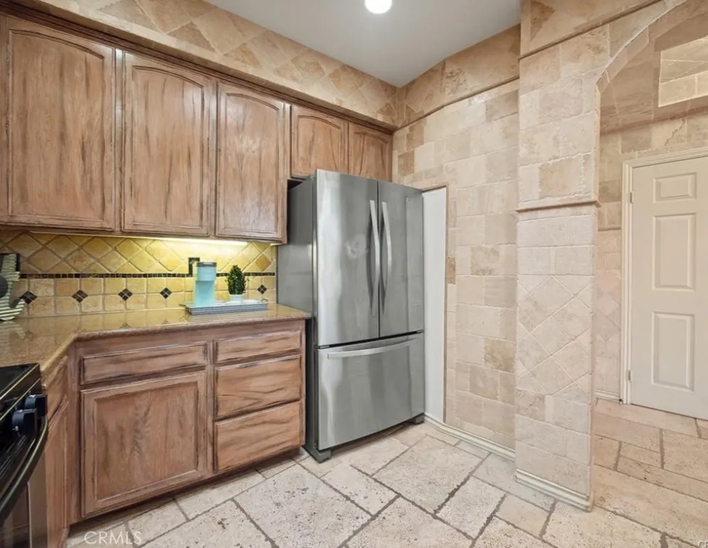 12067 Guerin Street #305 Studio City, CA 91604