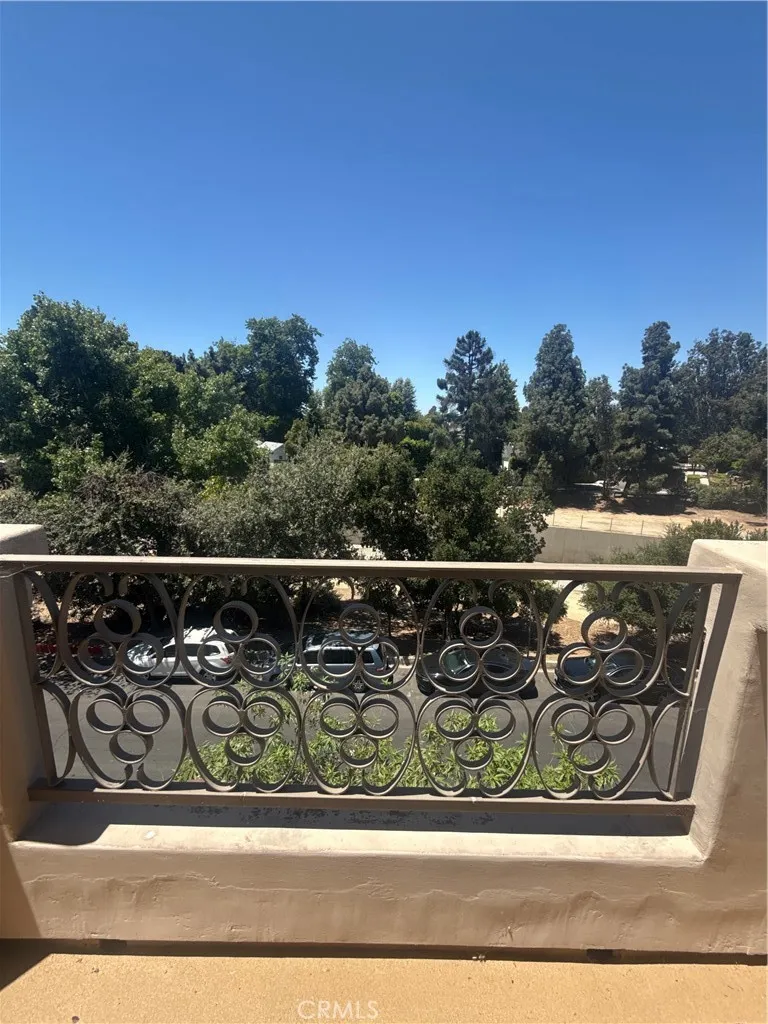12067 Guerin Street #305 Studio City, CA 91604