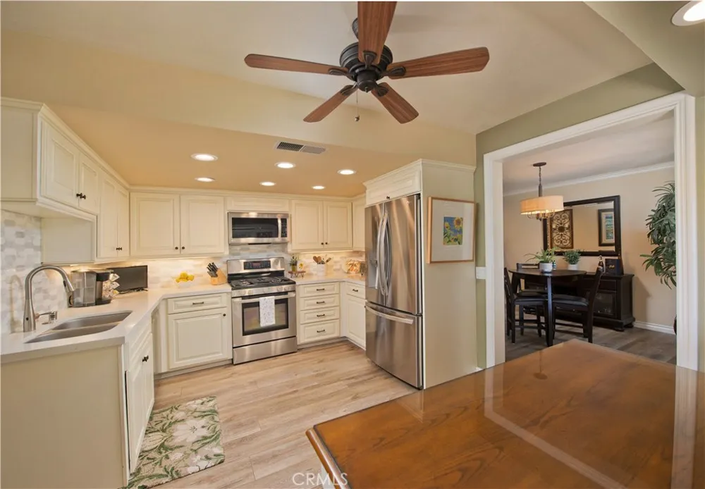 25023 Everett Newhall, CA 91321