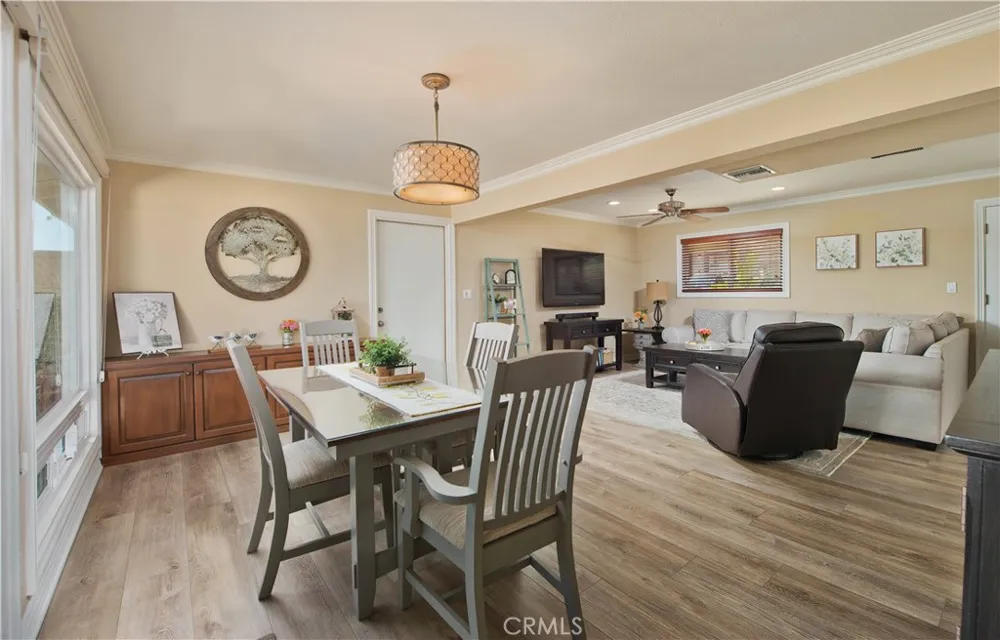 25023 Everett Newhall, CA 91321