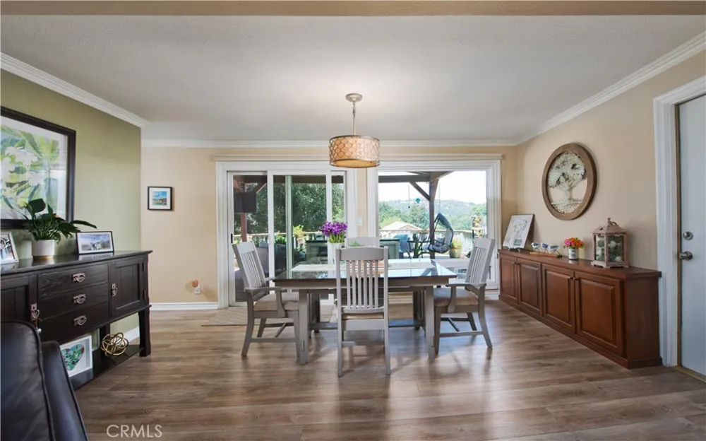 25023 Everett Newhall, CA 91321