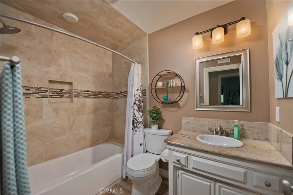 25023 Everett Newhall, CA 91321