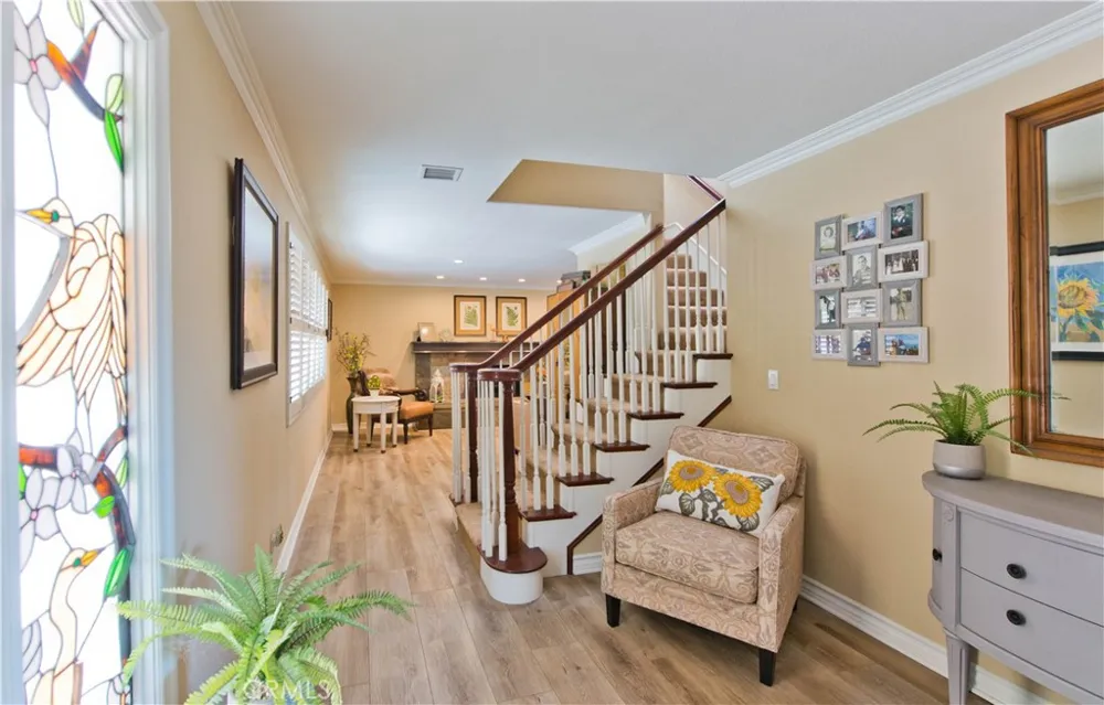 25023 Everett Newhall, CA 91321