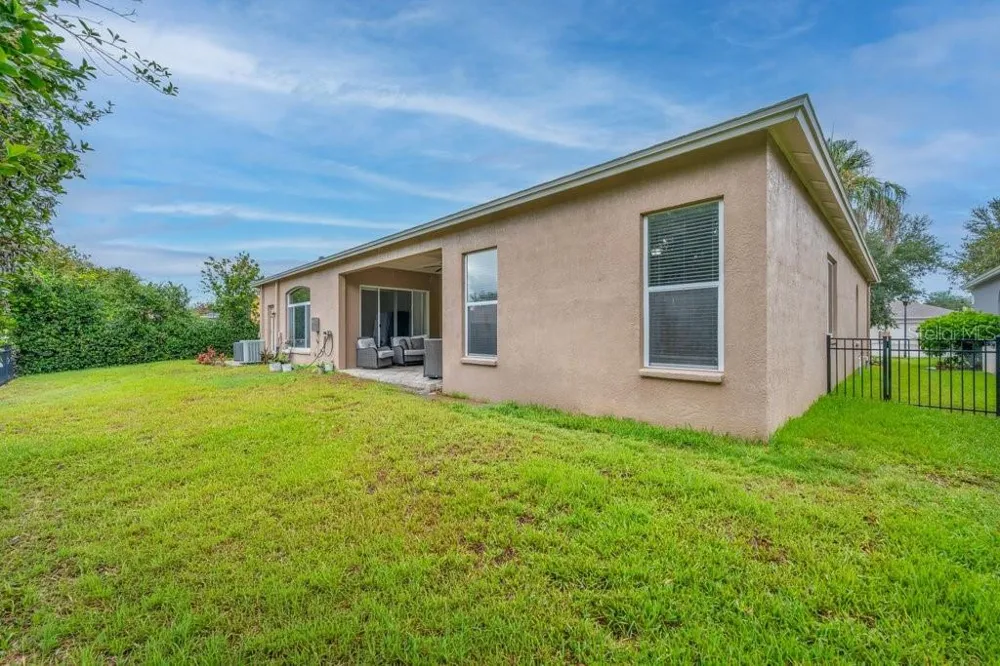16135 BRIDGEDALE DRIVE Lithia, FL 33547