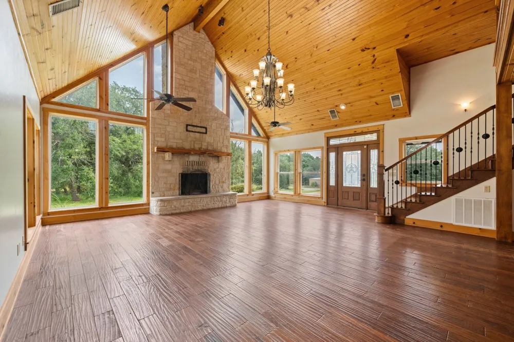1127 Mallard Lane Glen Rose, TX 76043