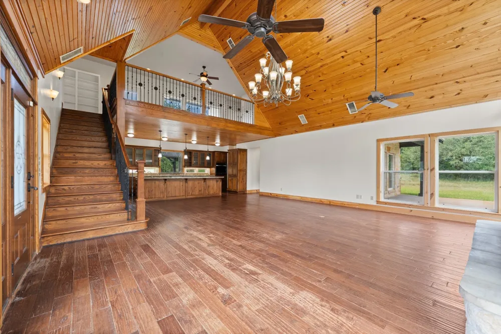 1127 Mallard Lane Glen Rose, TX 76043