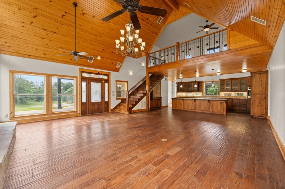 1127 Mallard Lane Glen Rose, TX 76043