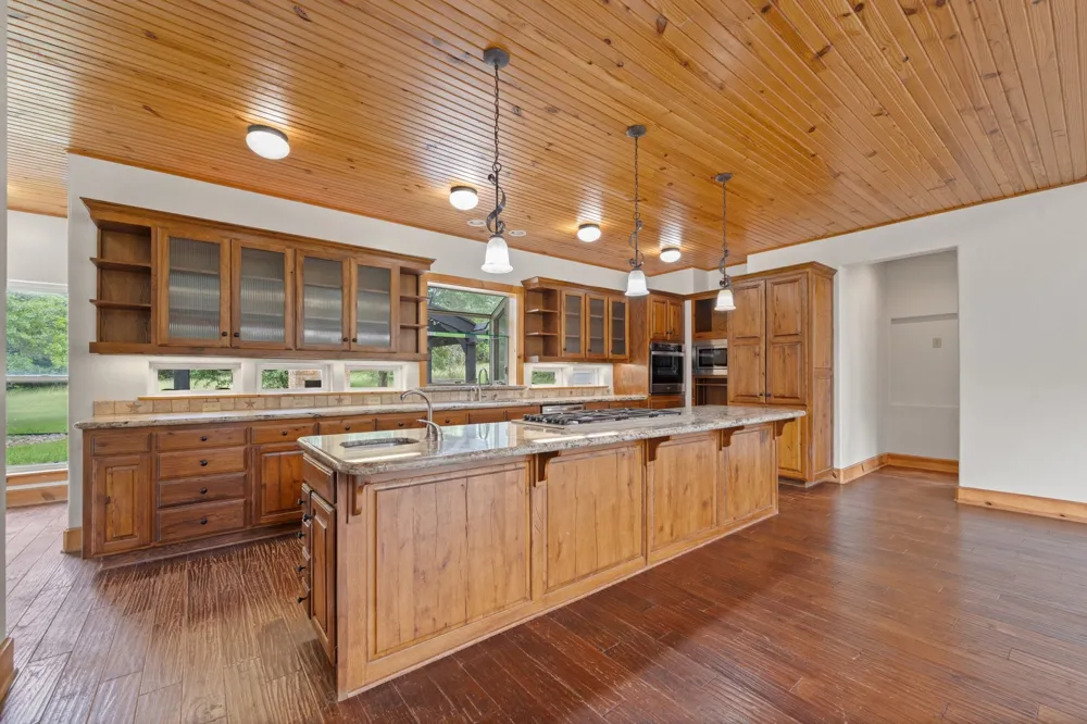 1127 Mallard Lane Glen Rose, TX 76043