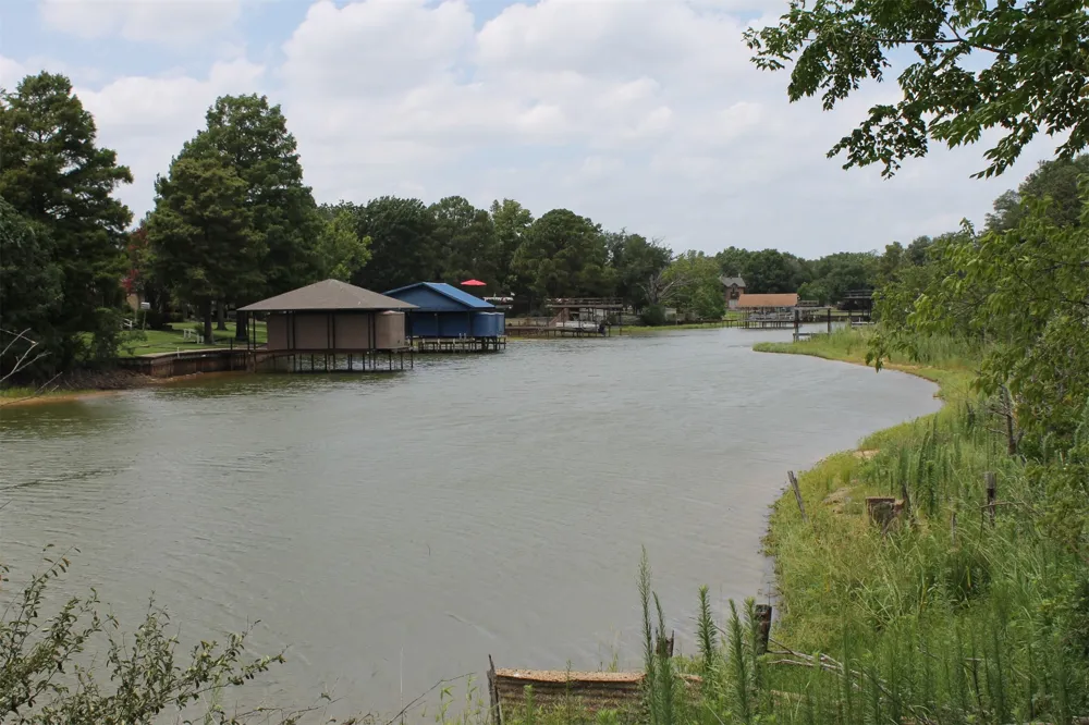 312 Lazy Cane Ranch Road Trinidad, TX 75163