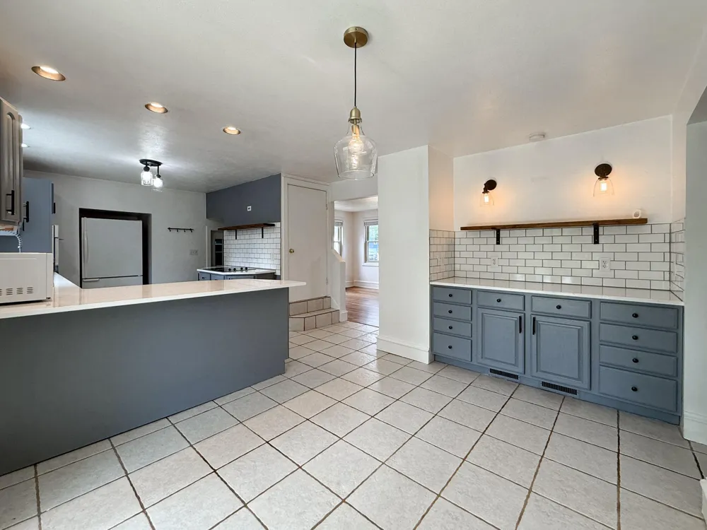 220 E James Street Lawrence, MI 49064
