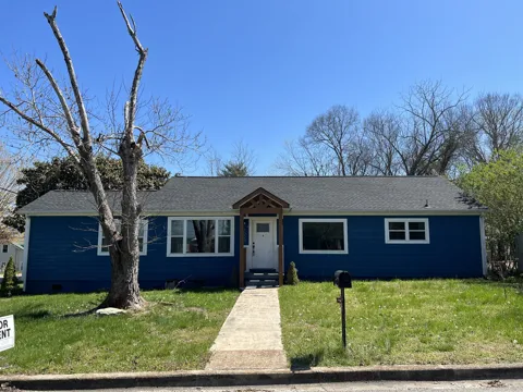 1024 Fleming St